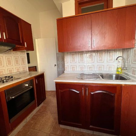 Africa Em Zona Comercial De Luanda Apartment Luaran gambar